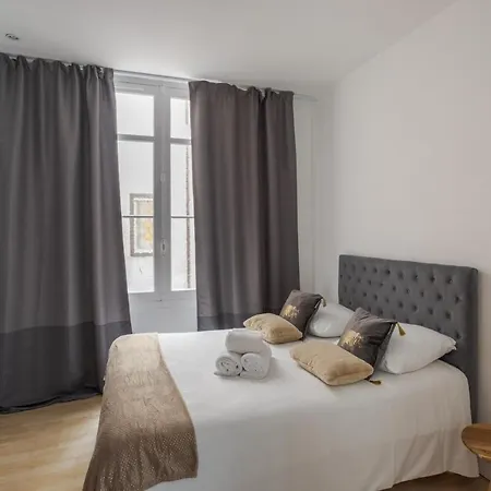 Le Saint-clement - Quartier Historique- Spacieux 2 Rue Du Marechal Joffre Appartement *